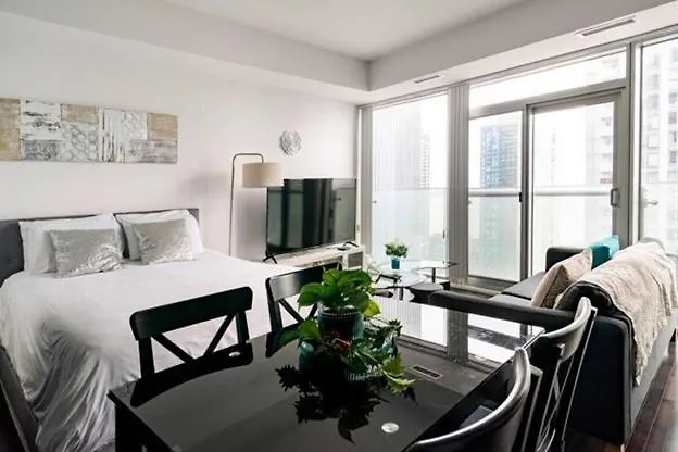 Comfort Opulence Suites Downtown 20Th Floor Condo City View Suite Toronto Hotel
