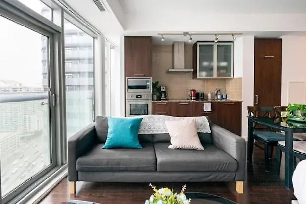 Comfort Opulence Suites Downtown 20Th Floor Condo City View Suite Toronto